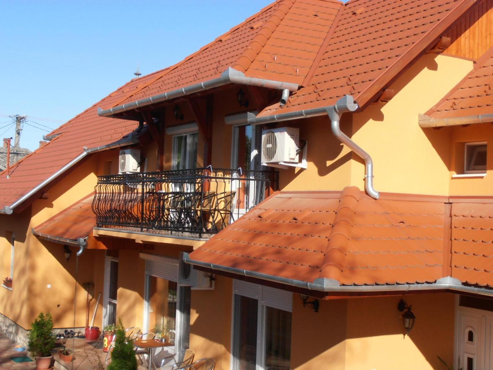 Gál Apartmanház Harkány Exterior foto